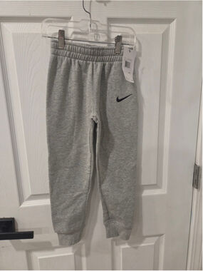 Boys Nike Jogger Sweatpants Grey Black Size 6